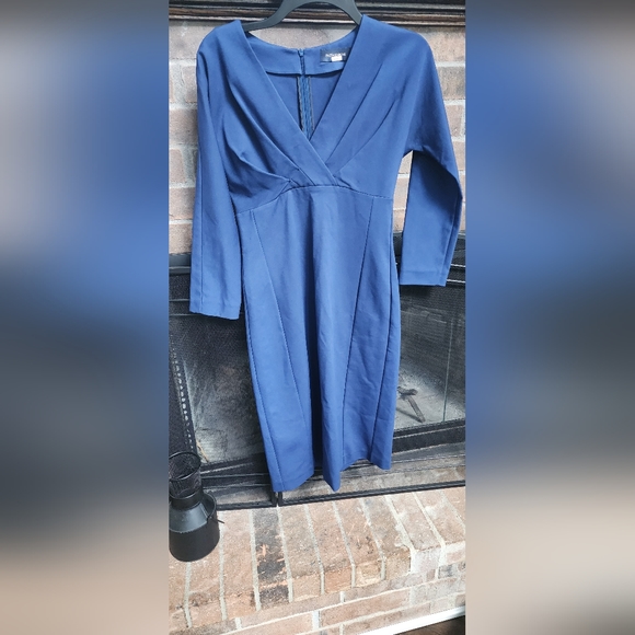 PIAZZA SEMPIONE Blue Ponte Knit Surplice Slim Sheath Midi Dress Size IT. 40 - Picture 3 of 11